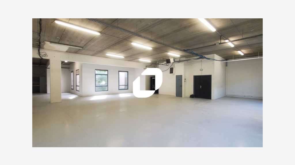 A louer Local d'activité 394m² Roissy en france