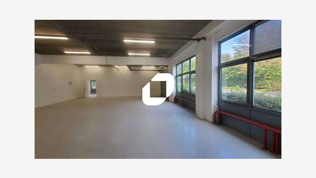 A louer Local d'activité 394m² Roissy en france