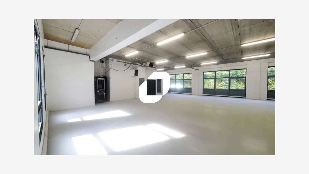 A louer Local d'activité 394m² Roissy en france