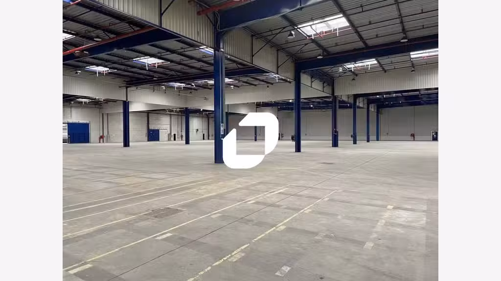 A louer Local d'activité 17188m² Roissy en france