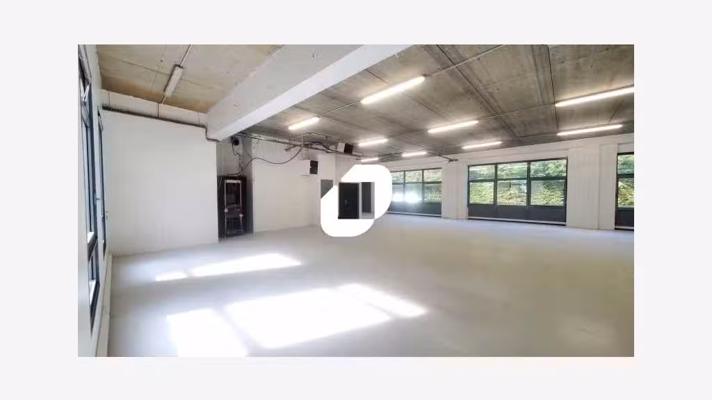 A louer Local d'activité 394m² Roissy en france