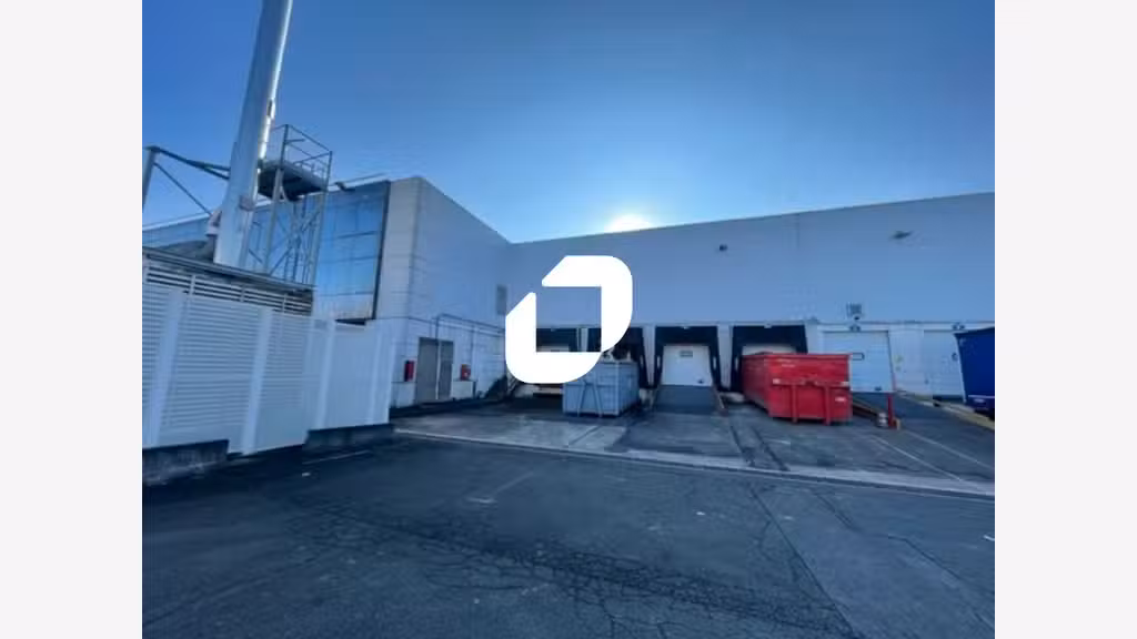 A louer Local d'activité 5701m² Roissy en france