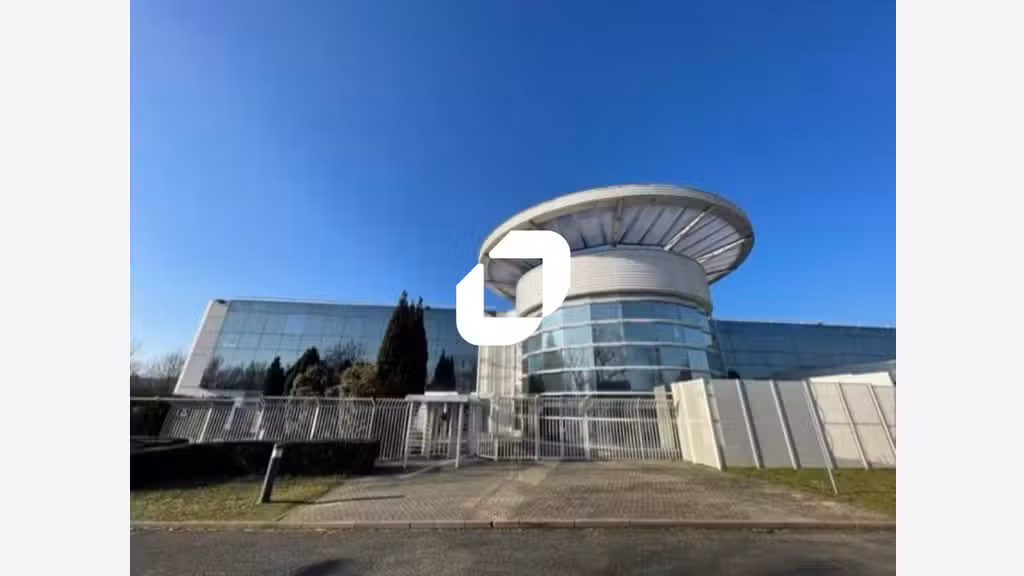 A louer Local d'activité 5701m² Roissy en france