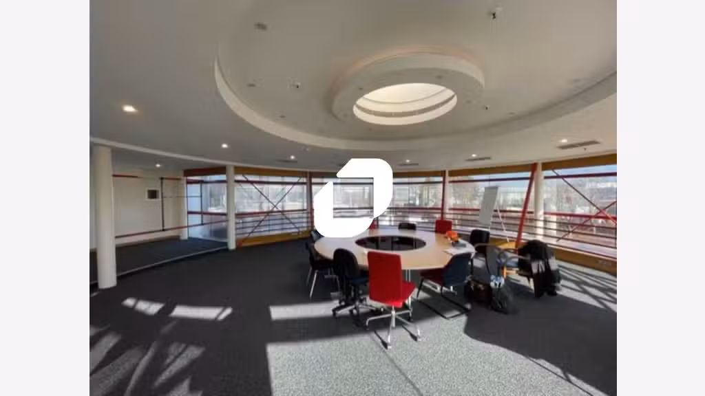 A louer Local d'activité 5701m² Roissy en france