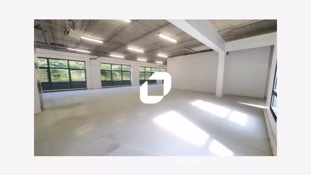 A louer Local d'activité 394m² Roissy en france