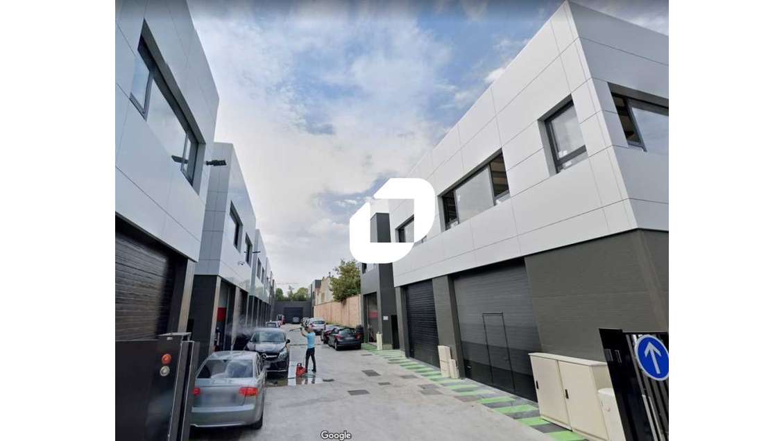 A louer Local d'activité 825m² Romainville
