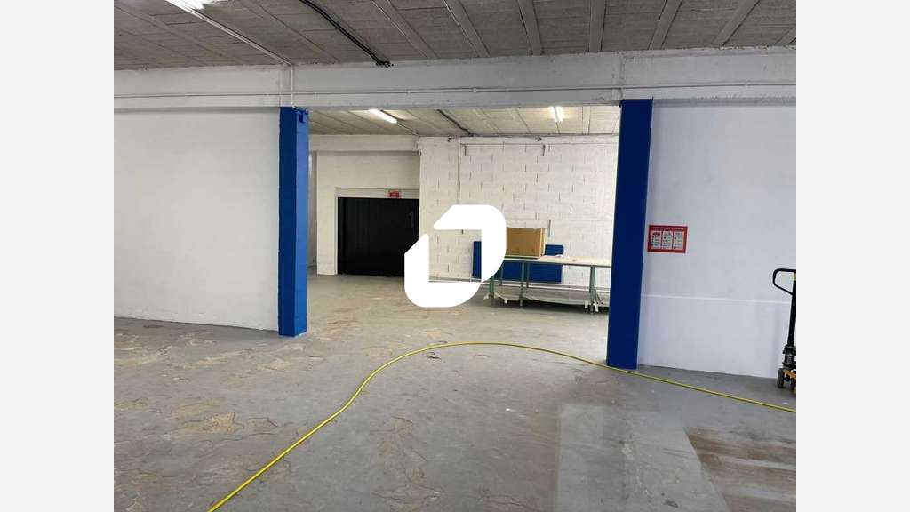 A louer Local d'activité 400m² Romainville