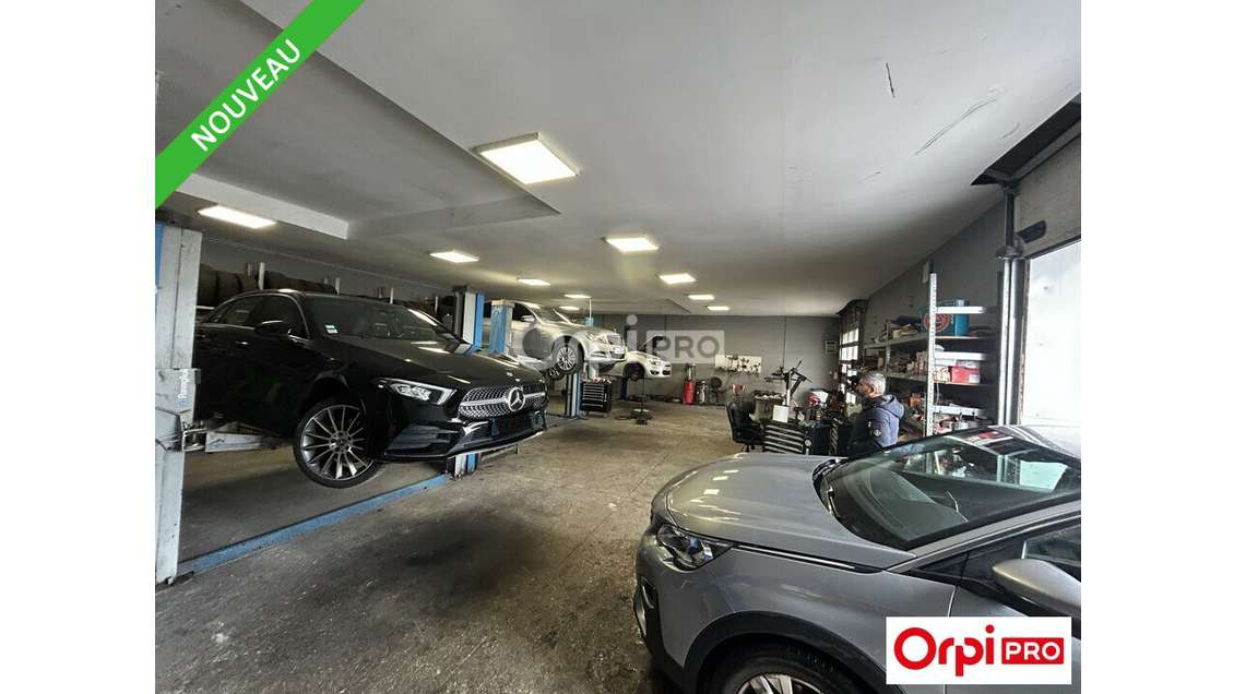 Local d'activité 355m² à louer à Romans-sur-Isère