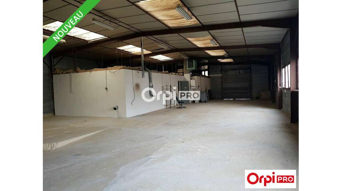 Local d'activité 484m² à louer en ZI de Romans
