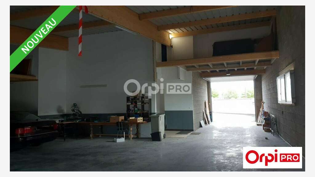 Local d'activité 275m² à louer Mours Saint Eusèbe
