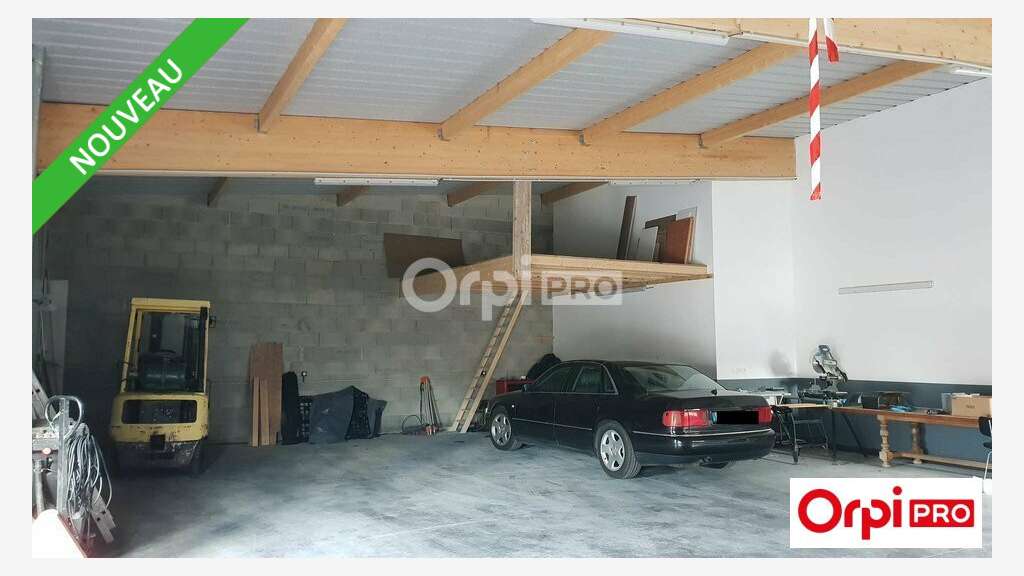 Local d'activité 275m² à louer Mours Saint Eusèbe