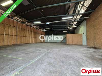 Local d'activité 244m² à louer sur Bourg de Péage