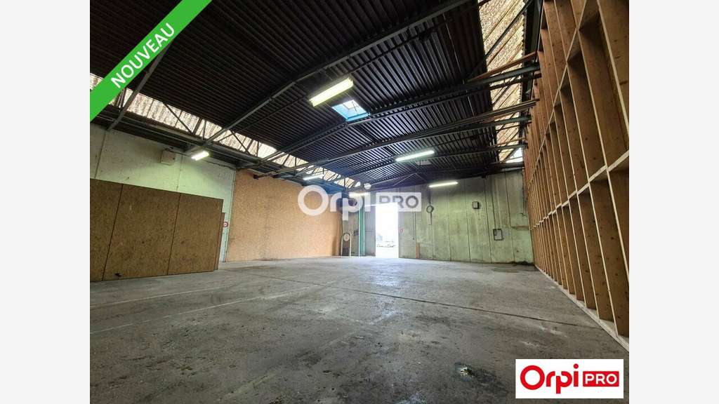 Local d'activité 244m² à louer sur Bourg de Péage