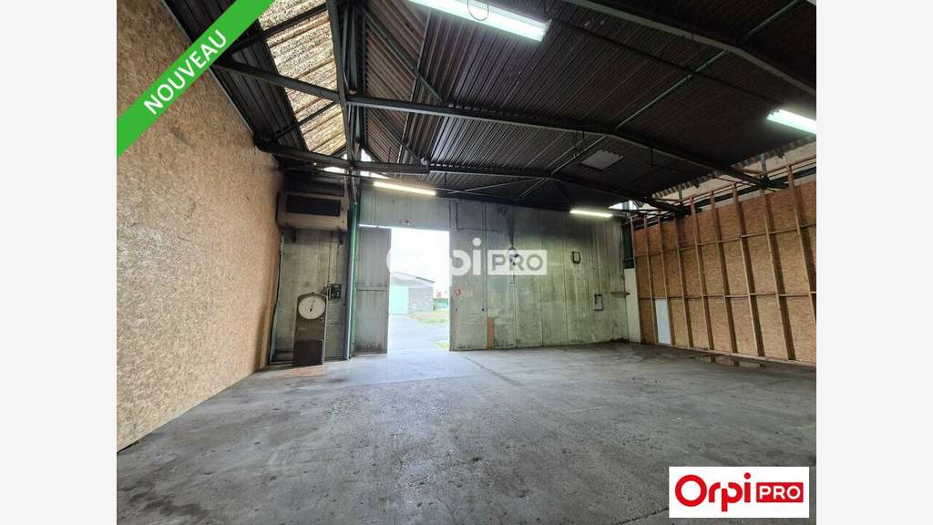 Local d'activité 244m² à louer sur Bourg de Péage