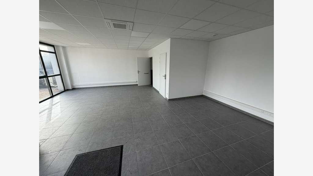 Locaux d'activités 269m² à louer Romans sur Isère
