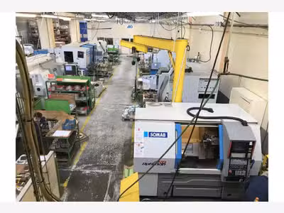 Local industriel 1700m² à Romorantin-Lanthenay