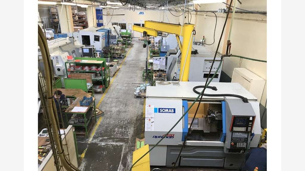 À vendre ou à louer – Local industriel de 1 700 m²