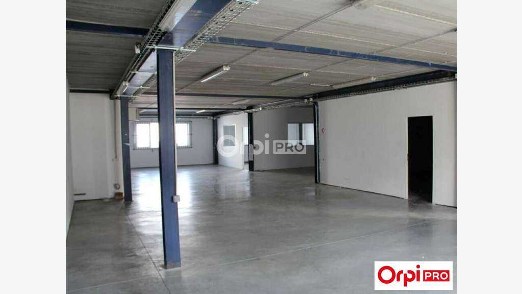 A louer local d'activité 300m²à Roncq