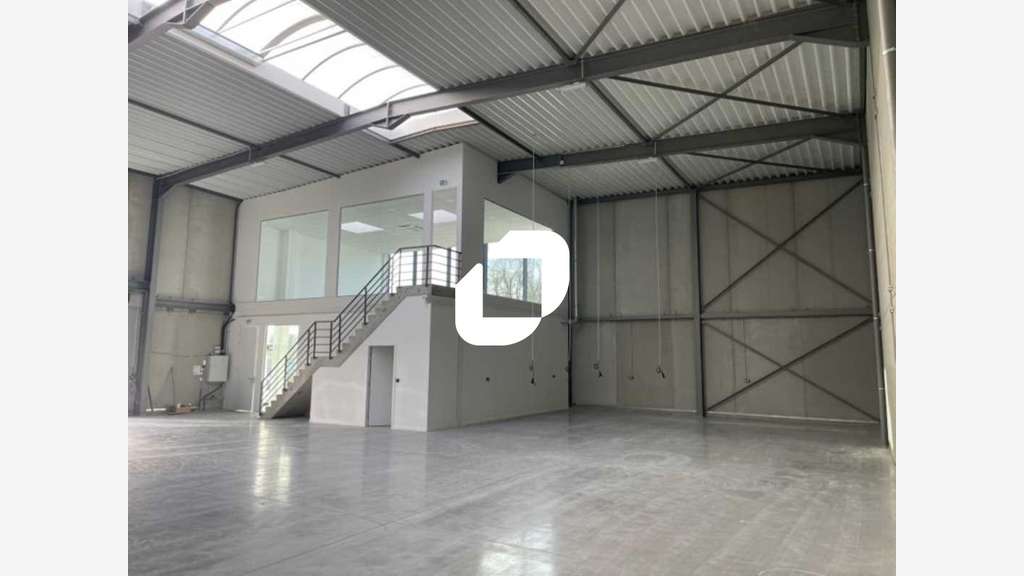 A louer Local d'activité 650m² Roncq