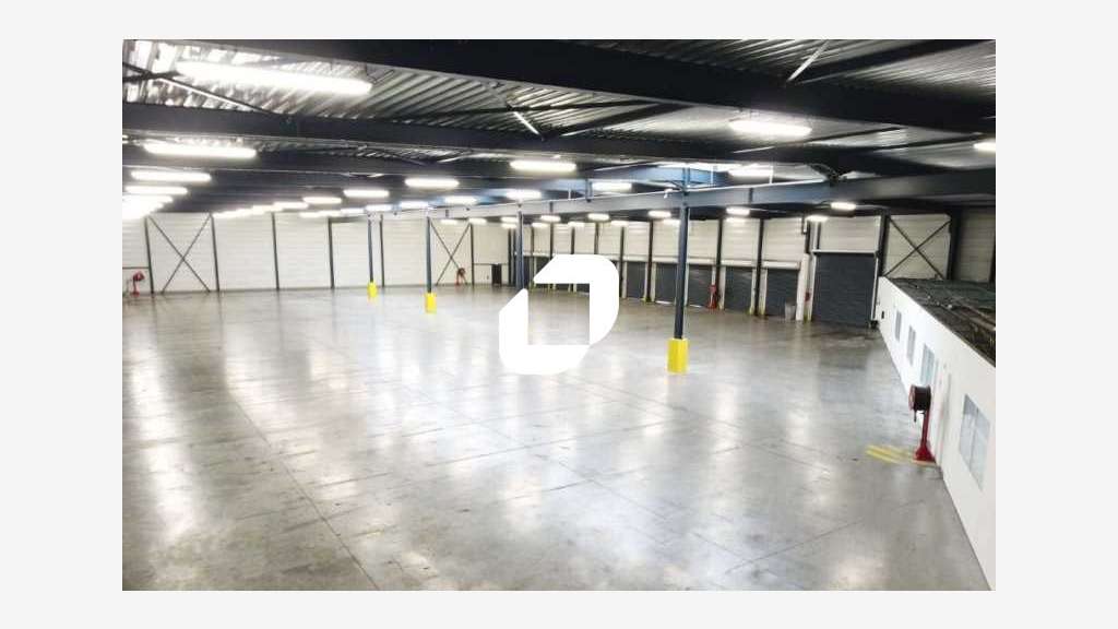A louer Local d'activité 942m² Roncq
