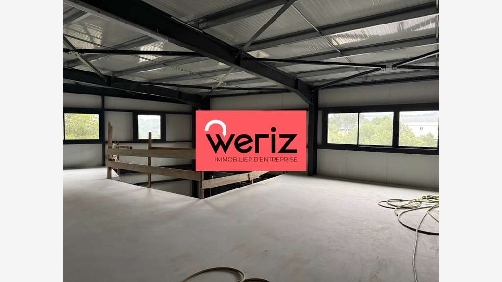 Location local 425m² à Roquefort-la-Bédoule