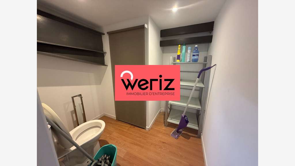 Location local 362m² à Roquefort-la-Bédoule A50