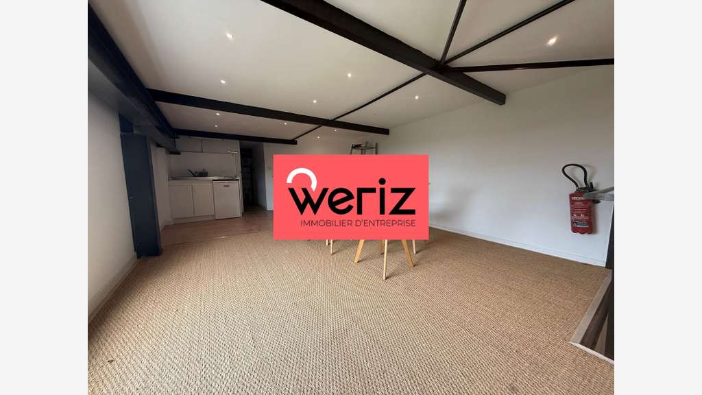 Location local 362m² à Roquefort-la-Bédoule A50