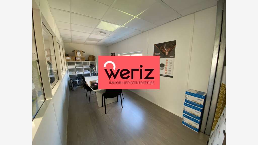 A louer local 170m² accès facile A50 à Roquevaire 