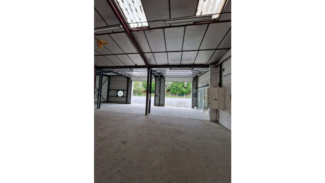 A louer local d'activités 400m² Ouest de Caen