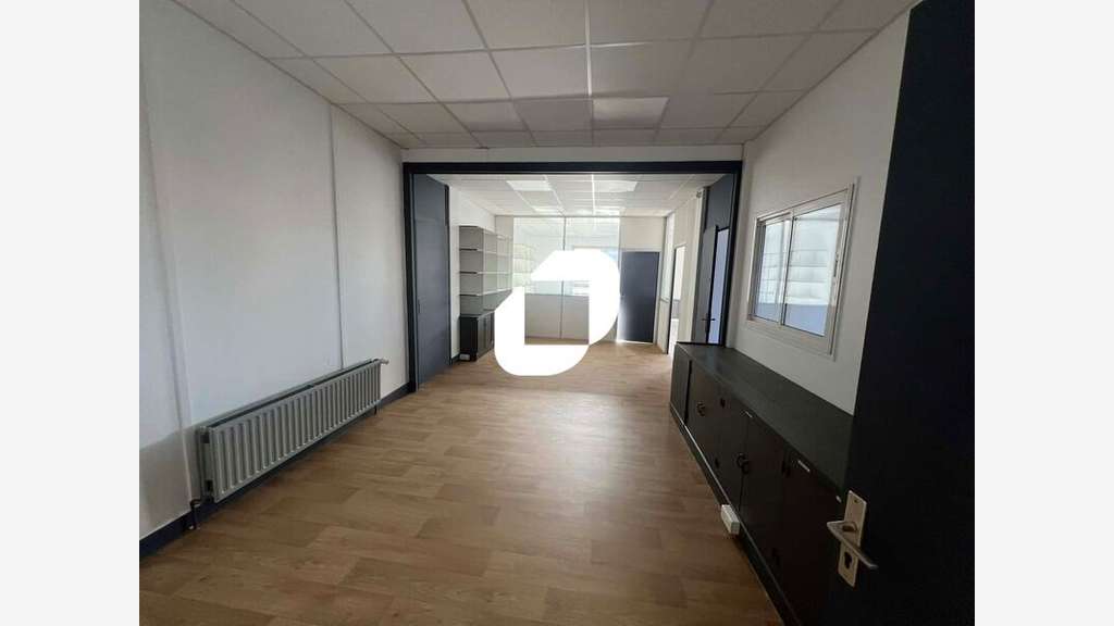 A louer Local d'activité 1733m² Roubaix