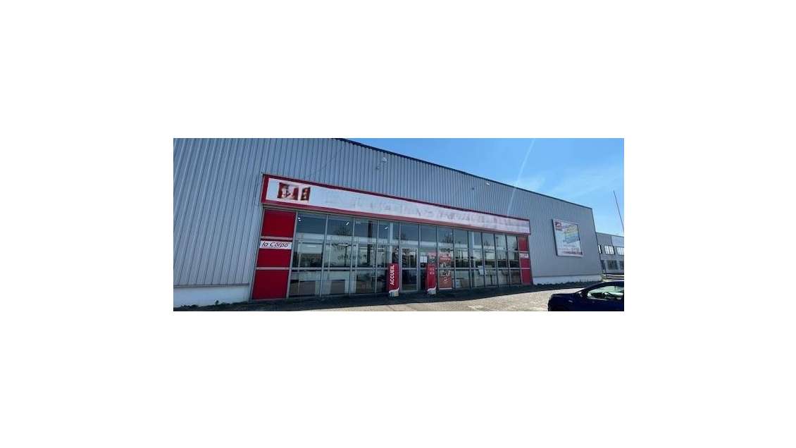 À louer local d'activités de 760m² à Rouen Sud