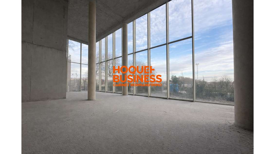 A louer local commercial 95m² à Rouen Flaubert