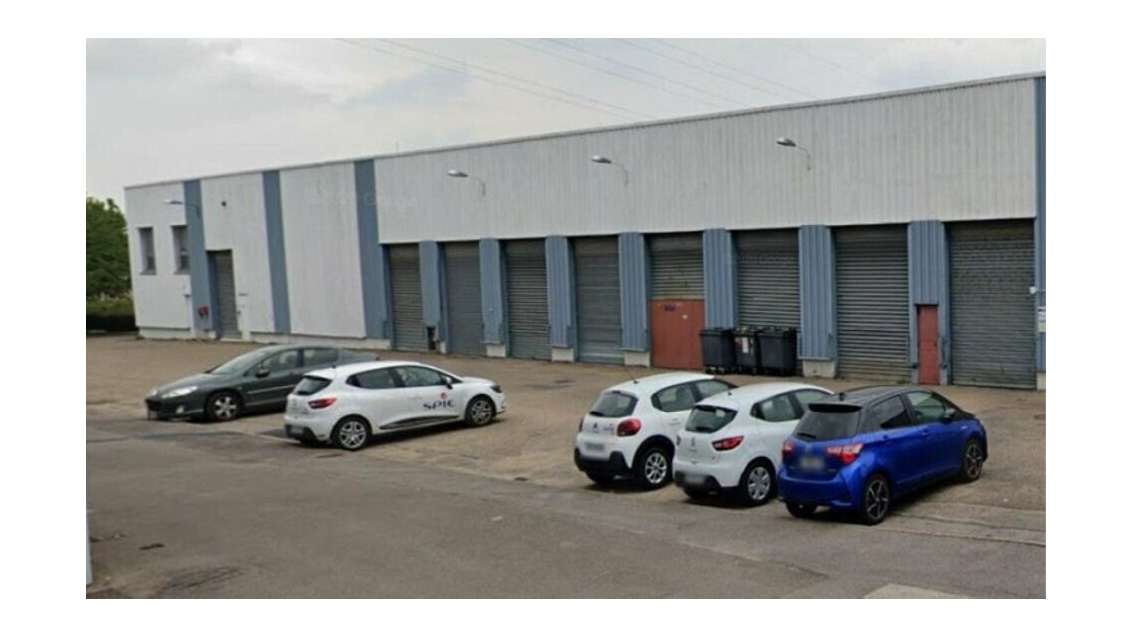 A louer entrepôt 2154m² Rouen 76, accès rapide A13