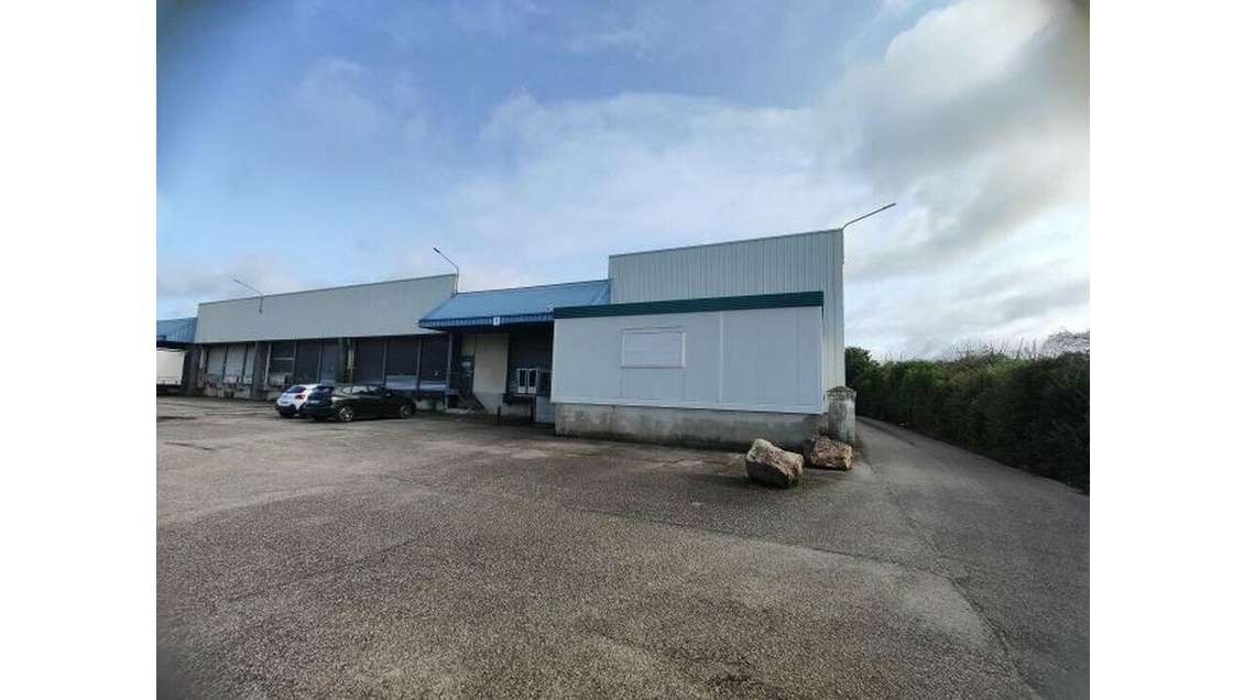 Entrepôt de 2 000m² à louer au sud de Rouen (76)