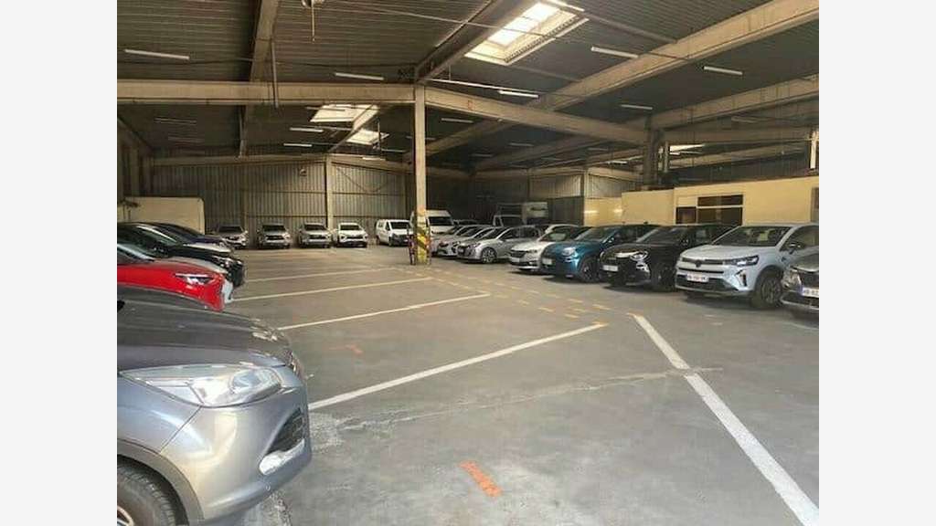 Entrepôt de 1 739m² à louer à Rouen (76)