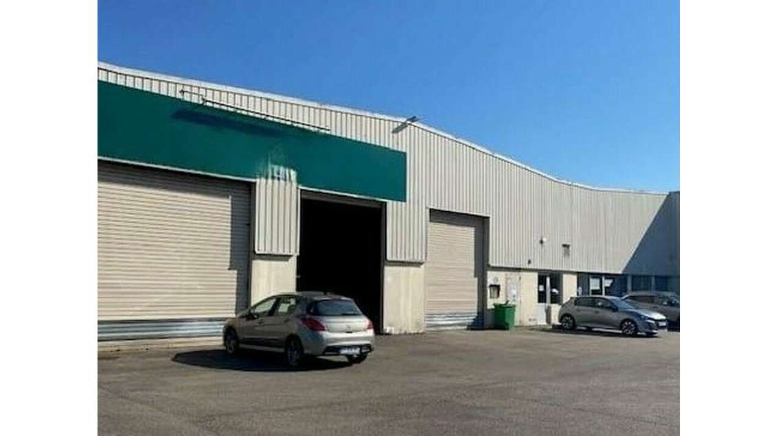 Entrepôt de 1 739m² à louer à Rouen (76)