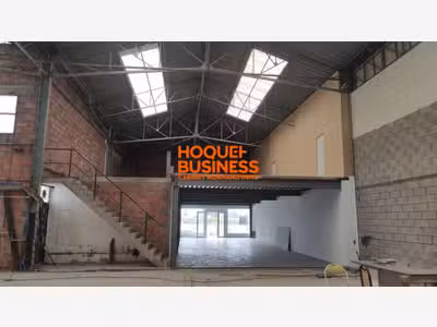 Loue showroom/entrepôt 1100m² aux portes de Rouen