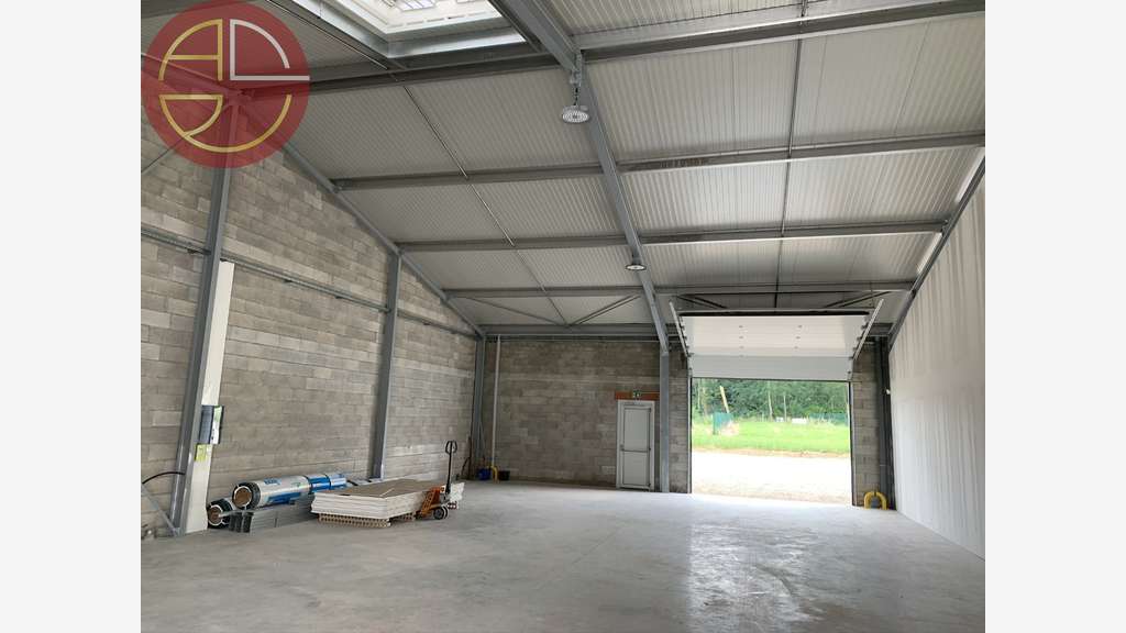 Loue local d'activité de 200m² à Rouffiac Tolosan