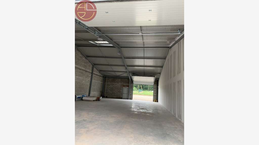 Loue local d'activité de 200m² à Rouffiac Tolosan