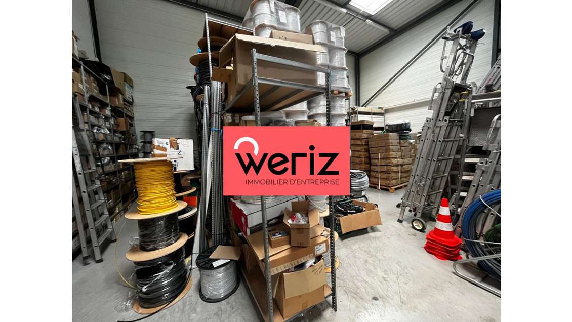 Local d'activités 362m² dans la zone de Rousset