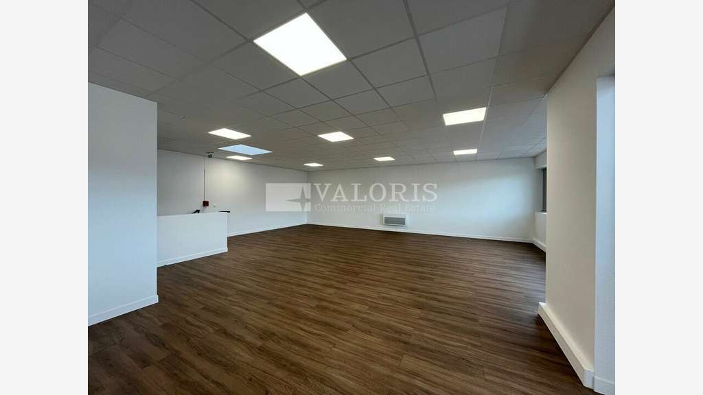 Local d'activité neuf 385m² à louer ZAC de Rousset