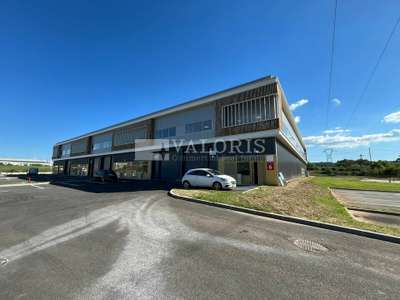 Location Locaux d'activités - Entrepôts à Rousset