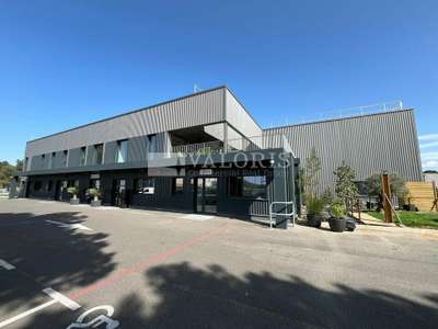 Location Locaux d'activités - Entrepôts à Rousset