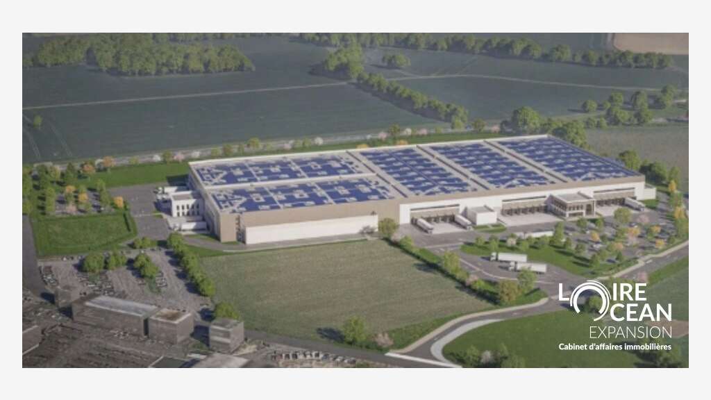 A louer cellule logistique 6000m² + bureaux Ruffec