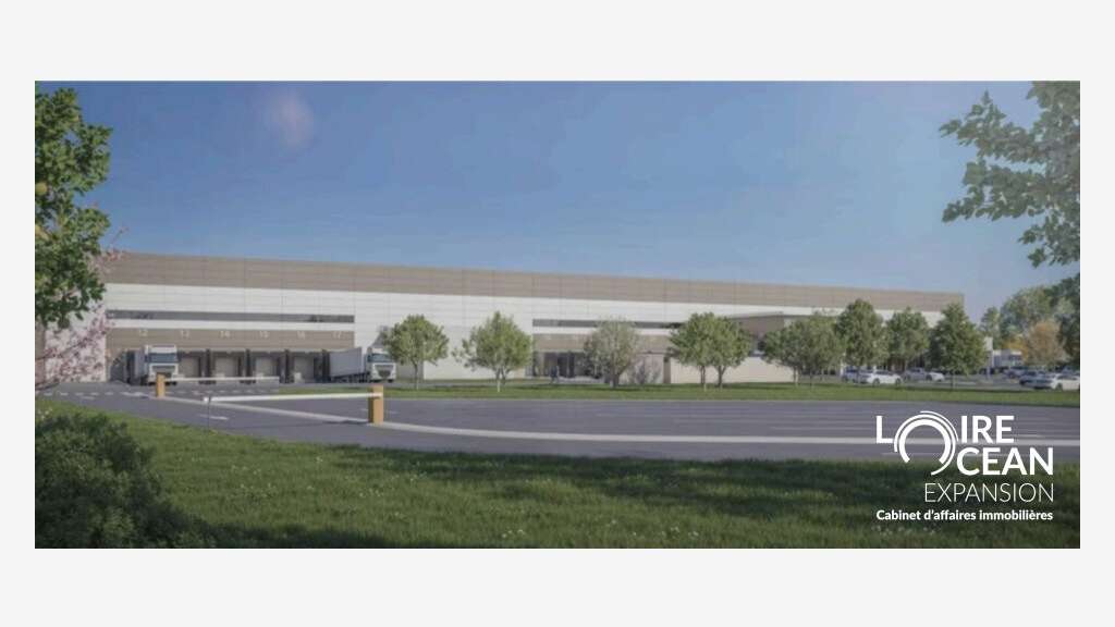 A louer cellule logistique 6000m² + bureaux Ruffec