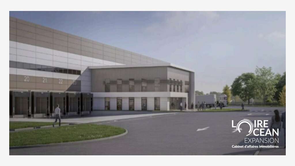A louer cellule logistique 6000m² + bureaux Ruffec
