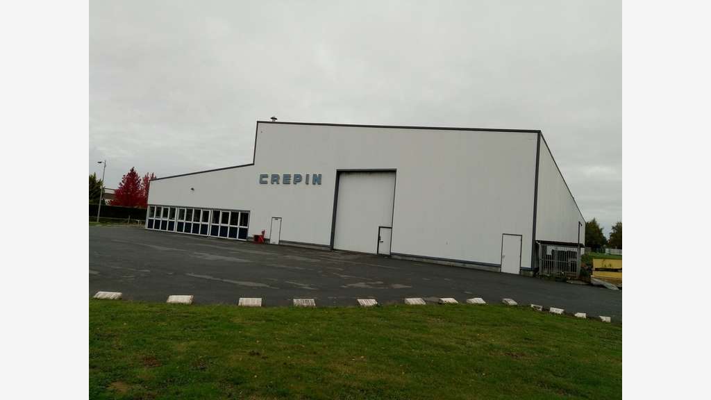 A louer local d'activités ou stockage 812m² Ruitz
