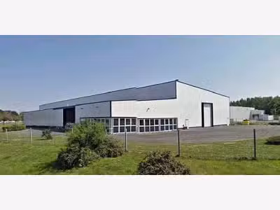 A louer local d'activités ou stockage 812m² Ruitz