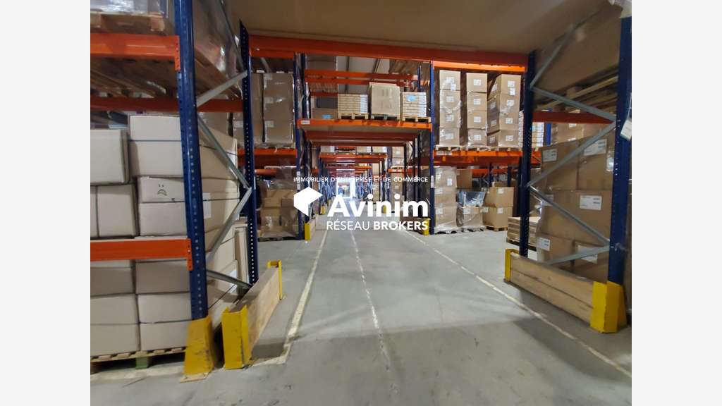 Site logistique 7395m² divisible à louer Rumilly