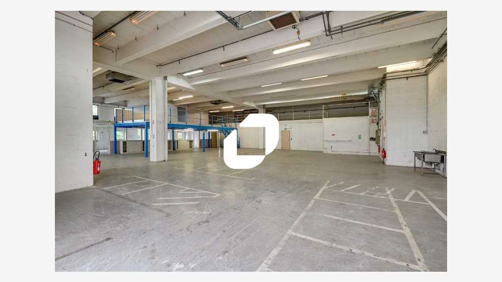 A louer Local d'activité 634m² Rungis
